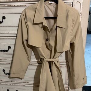 Elegant Beige Women's Trench Coat